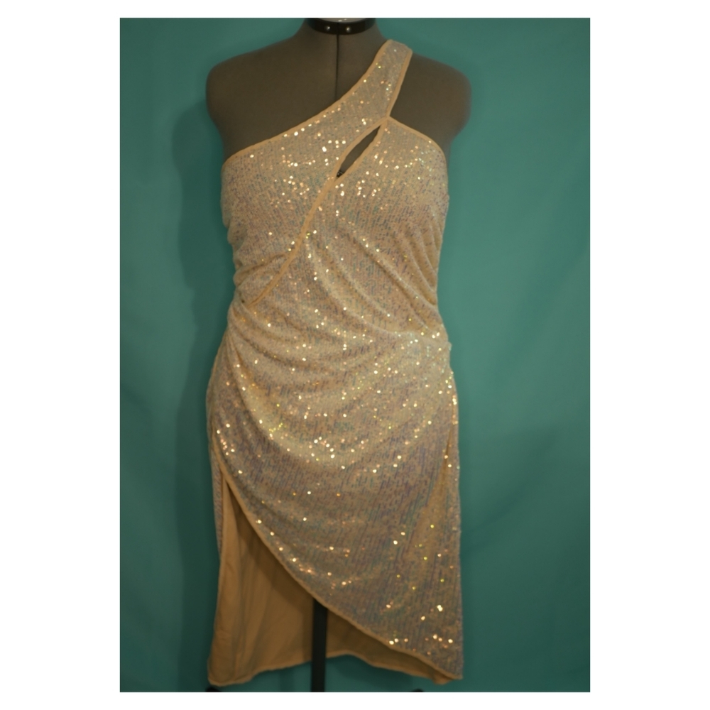 PrettyLittleThing Asymmetrical Sequin Dress in Gold